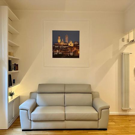 Sisters' Home - Appartamento Nel Centro Storico Con Terrazzo, Aria Condizionata E Vasca Da Bagno Siena Exterior foto