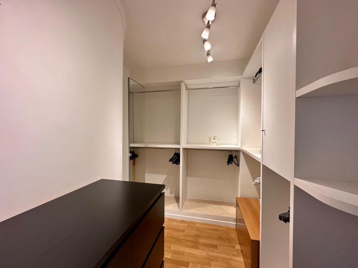 Sisters' Home - Appartamento Nel Centro Storico Con Terrazzo, Aria Condizionata E Vasca Da Bagno Siena Exterior foto